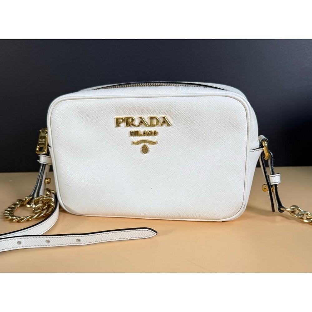 Prada White Vitello Crossbody Camera Bag IBH149 w/ Dust Bag MSRP $1500 - Picture 2 of 11
